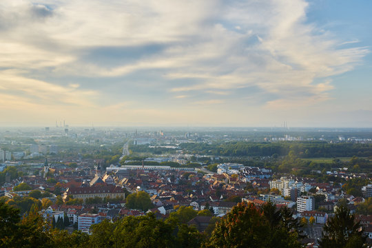 Turmbergblick auf Durlach und Karlsruhe 
