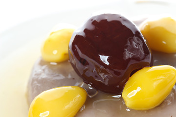 Hot Assorted Beans In Syrup