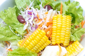Bow of vegetable salad