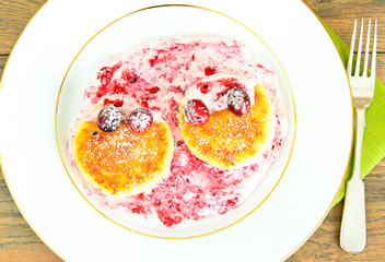 Tasty and Healthy Food: Delicious Cheesecake with Cranberries.
