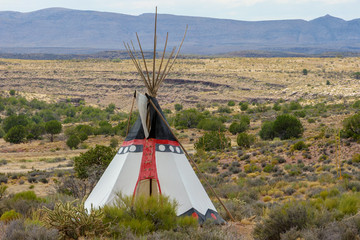 Indian wigwam © sergeka
