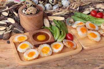 Quail eggs and fried quail eggs of delicious.