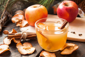 apple cider with cinnamon