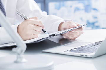 Man Analysis Business Accounting