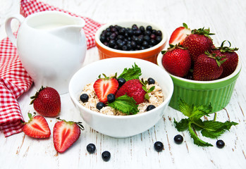 Muesli with strawberries