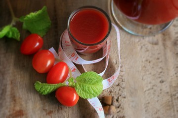 fresh tomatoes with juices
