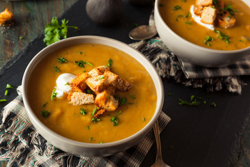Homemade Hot Butternut Squash Soup