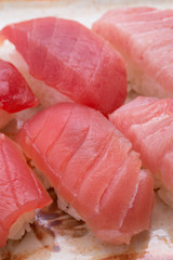 にぎり寿司　マグロ