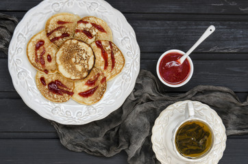 Oatmeal pancakes on the jam           