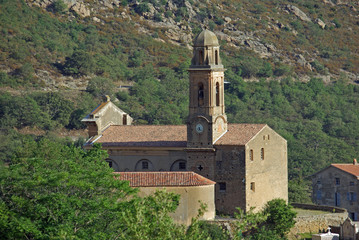 Fototapeta na wymiar Corse, l'église du village de Feliceto en Balagne