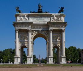 Obraz premium Porte Sempione in Milan Italy