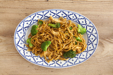 Chicken Lo Mein