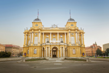 Fototapeta na wymiar Croatian national theater, Zagreb