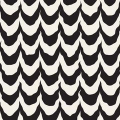 Vector Seamless Black and White Rounded Rough Hand Painted Wave Lines Pattern