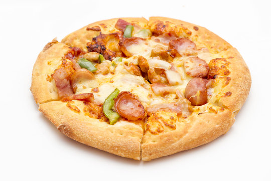 capcicum sausage pizza