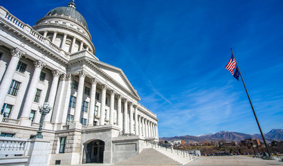 Fototapeta na wymiar Capitol in Salt Lake City Utah