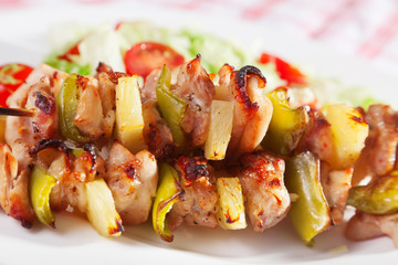 Chicken skewer with pineapple