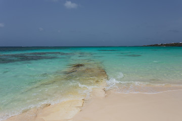 Fototapeta na wymiar Turqouise Sea of Anguilla, Caribbean