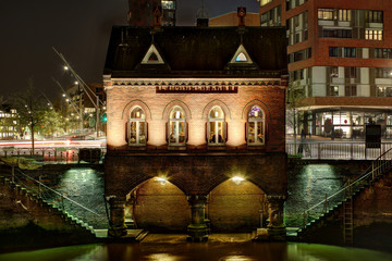 Fototapeta premium Fleetschlösschen in der Hamburger Speicherstadt