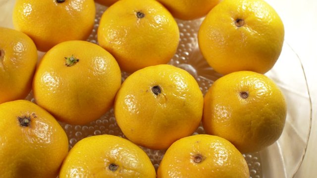 Mandarin fruit rotate