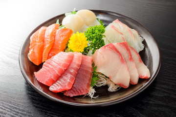 刺身盛合せ