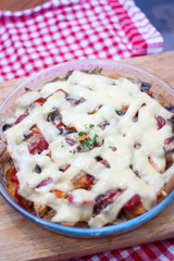 zapiekanka makaronowa