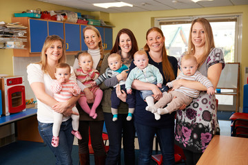Group Of Mothers Meeting At Baby Group