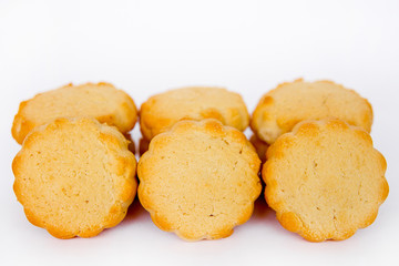 shortcake in the form of a camomile