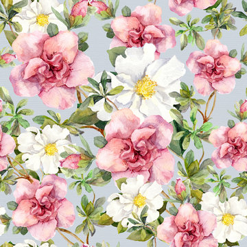 Watercolor flowers. Seamless floral pattern. 