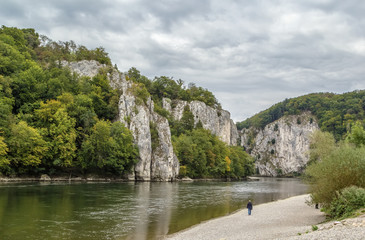 Fototapeta na wymiar the rocky shores of the Danube, Germany