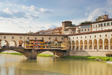 Fototapeta premium View of medieval stone bridge Ponte Vecchio, Florence, Italy