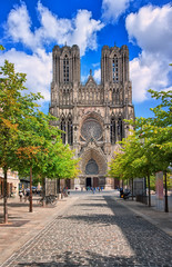 Notre Dame de Reims Cathedral, France - obrazy, fototapety, plakaty
