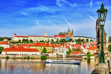 Fototapeta na wymiar View of Prague Castle and Charles Bridge-famous historic bridge