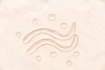 Wellenmuster in den Sand gemalt, 