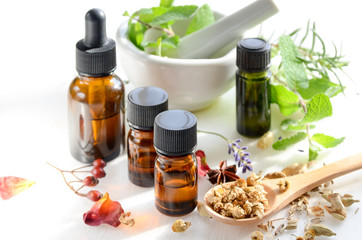 alternative therapy with essential oils and herbs