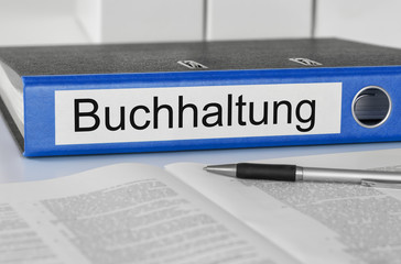Aktenordner mit der Beschriftung Buchhaltung