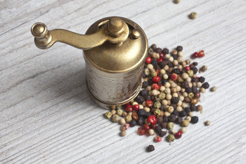 pepper and pepper mixer, Red, white and black pepper and pepper mixer