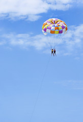 Полёт на парашюте.
