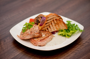Pork chop with vegetable 