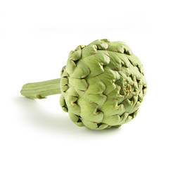 Obraz premium Single whole fresh artichoke