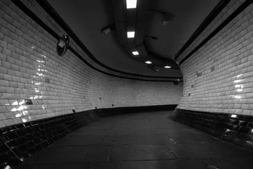 Cercles muraux Tunnel Underground Tunnel