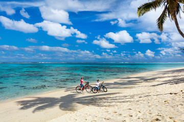 Family on bike ride