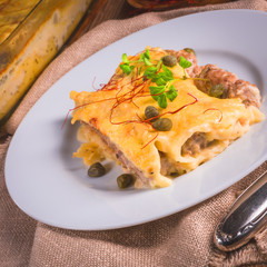 Cannelloni with mince filling and capers