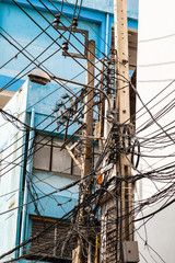 Messy cables © Dario Lo Presti