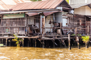 Chao Praya Slum © Dario Lo Presti