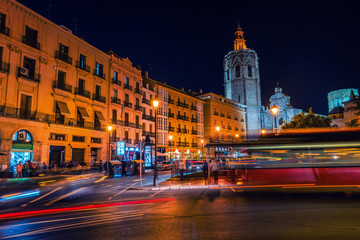 Fototapeta na wymiar Reina square in Valencia at night