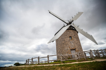 Fototapeta na wymiar Old wind mill