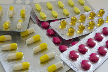 Tablets and capsules of different colors