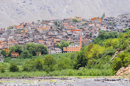 Aroumd Bilder Durchsuchen 147 Archivfotos, und Videos