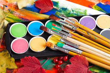 Obraz premium Paints and brushes 